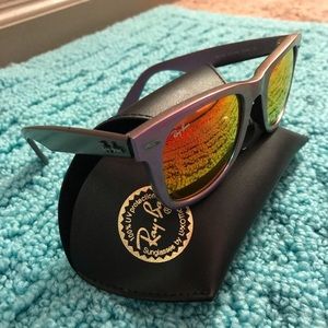 Ray Ban: Wayfair Sunglasses Metallic purple